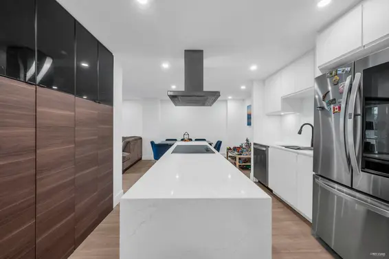 1502 2016 Fullerton Avenue, North Vancouver For Sale - image 9