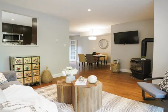 3349 Mountain Highway, North Vancouver For Sale - image 3