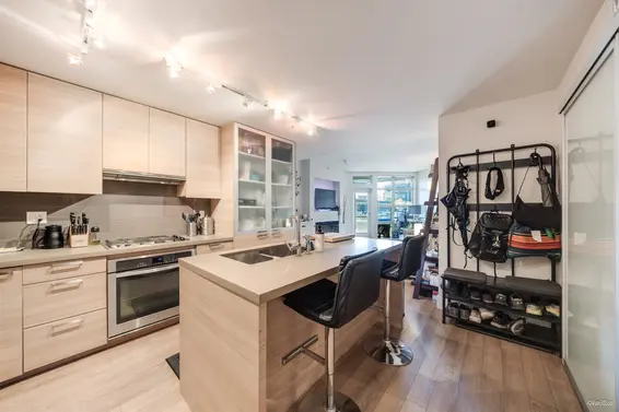 111 3606 Aldercrest Drive, North Vancouver For Sale - image 6
