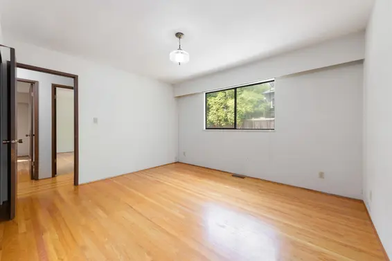 5283 Nancy Greene Way, North Vancouver For Sale - image 11