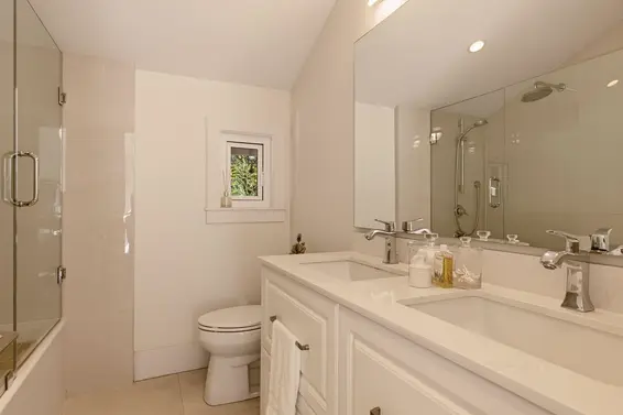 5274 Cliffridge Avenue, North Vancouver For Sale - image 30