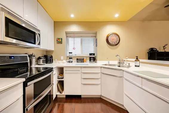 336 East 26th Street, North Vancouver For Sale - image 6