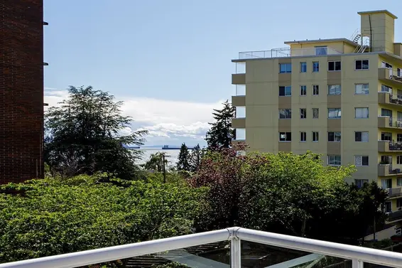 17 2150 Marine Drive, West Vancouver For Sale - image 31