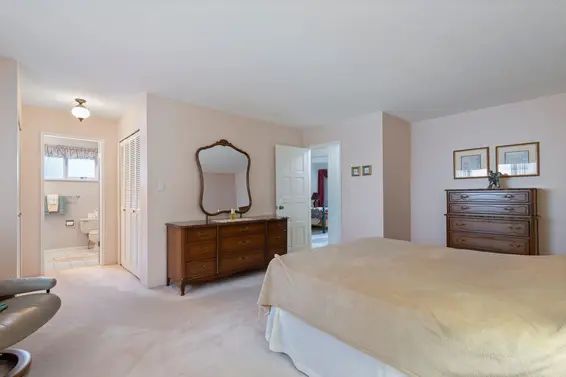 5427 Cliffridge Avenue, North Vancouver For Sale - image 11