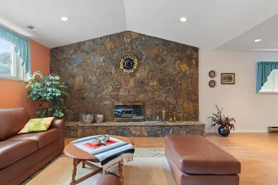 5427 Cliffridge Avenue, North Vancouver For Sale - image 16