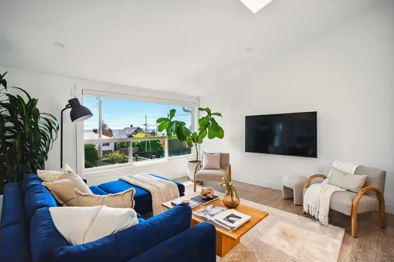 740 East Keith Road, North Vancouver For Sale - image 11