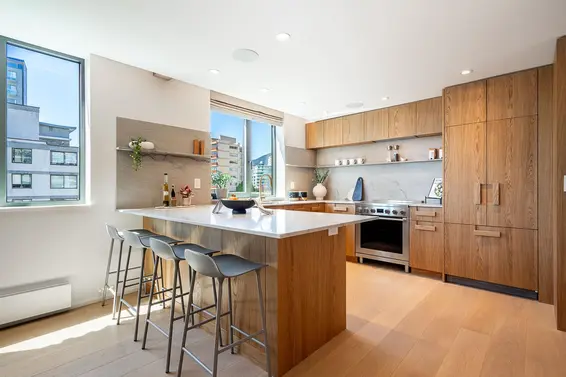 502 2090 Argyle Avenue, West Vancouver For Sale - image 9