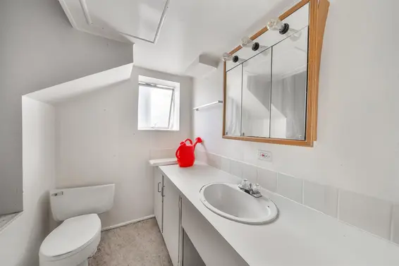 2285 Viewlynn Drive, North Vancouver For Sale - image 16