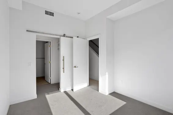 234 602 East 2nd Street, North Vancouver For Sale - image 19
