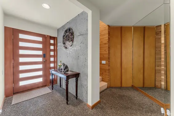 4651 Marine Drive, West Vancouver For Sale - image 13