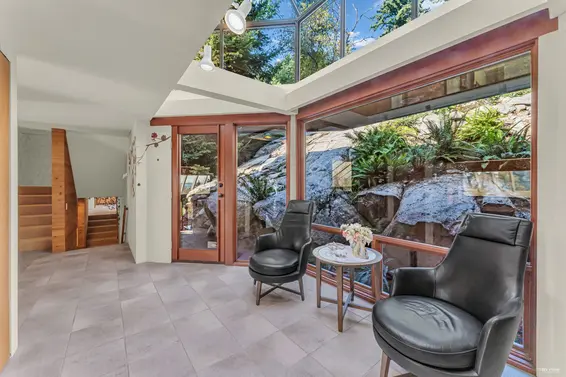 4651 Marine Drive, West Vancouver For Sale - image 15