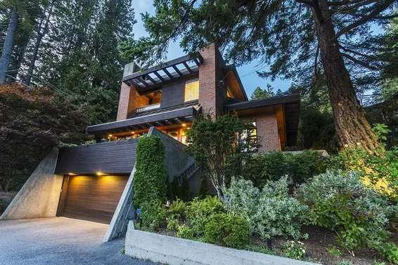 4651 Marine Drive, West Vancouver For Sale - image 3