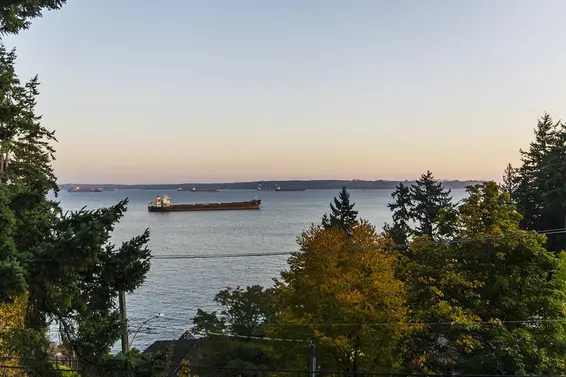 4651 Marine Drive, West Vancouver For Sale - image 31