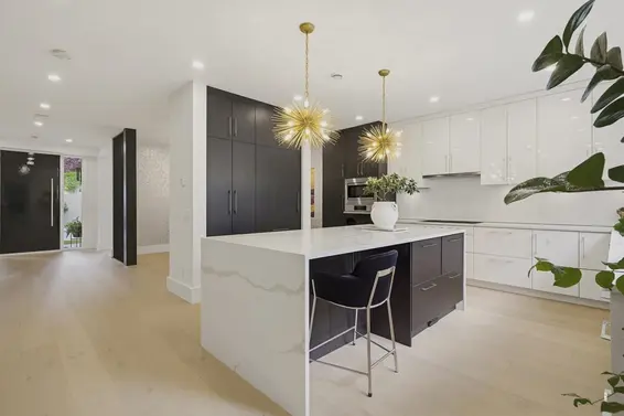 919 East 4th Street, North Vancouver For Sale - image 13
