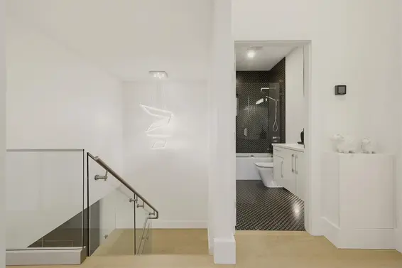 919 East 4th Street, North Vancouver For Sale - image 22