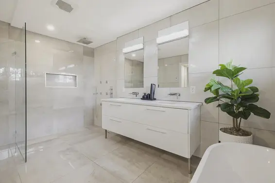 919 East 4th Street, North Vancouver For Sale - image 28
