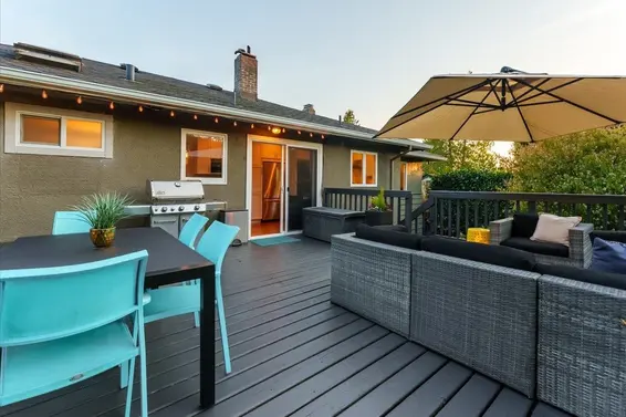 268 Holyrood Road, North Vancouver For Sale - image 11