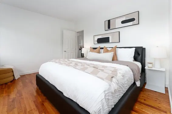 268 Holyrood Road, North Vancouver For Sale - image 25