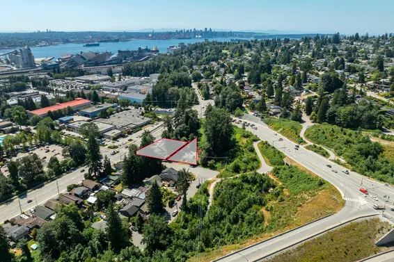 1290 East Keith Road, North Vancouver For Sale - image 2
