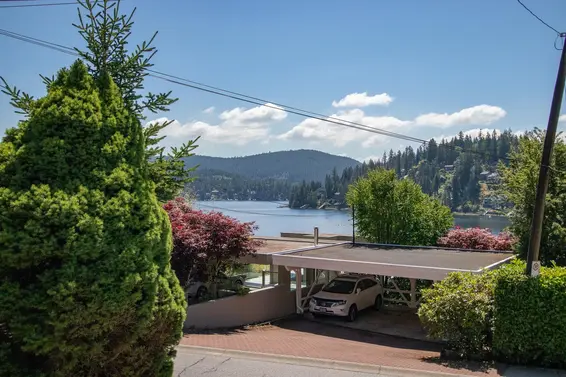 2711 Panorama Drive, North Vancouver For Sale - image 3