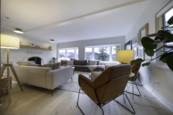 2711 Panorama Drive, North Vancouver For Sale - image 8