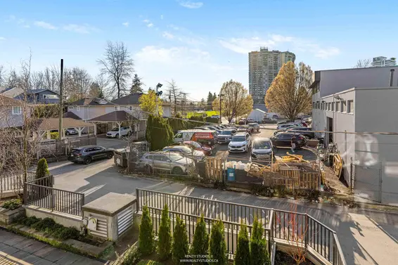 206 1591 Bowser Avenue, North Vancouver For Sale - image 33