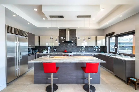363 West 28th Street, North Vancouver