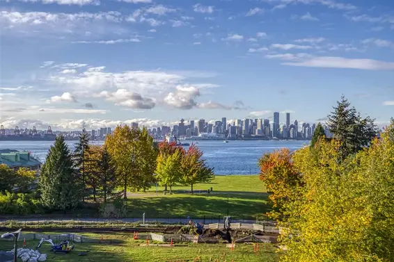 324 255 West 1St Street, North Vancouver