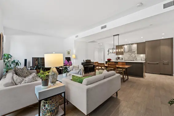 103 1055 Ridgewood Drive, North Vancouver