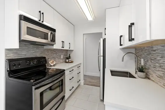 112 211 West 3rd Street, North Vancouver For Sale - image 6