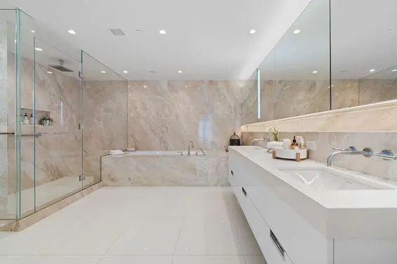 304 1355 Bellevue Avenue, West Vancouver For Sale - image 23