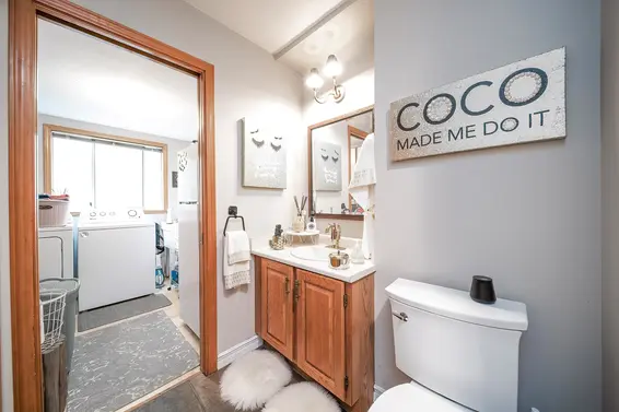 5343 Monte Bre Crescent, West Vancouver For Sale - image 12