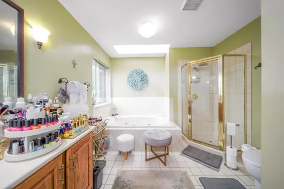 5343 Monte Bre Crescent, West Vancouver For Sale - image 15