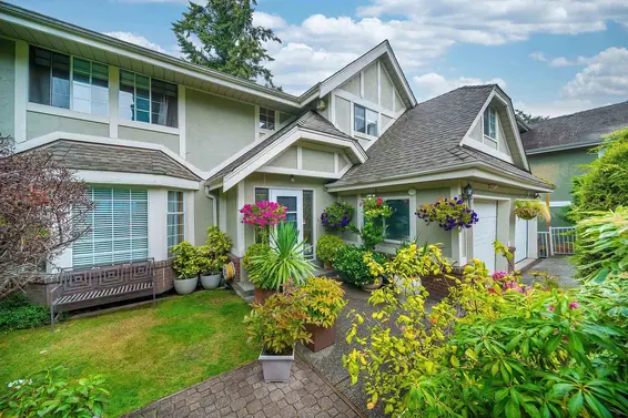 5343 Monte Bre Crescent, West Vancouver For Sale - image 2