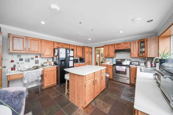 5343 Monte Bre Crescent, West Vancouver For Sale - image 7