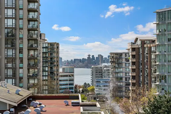 404 177 West 3rd Street, North Vancouver For Sale - image 4