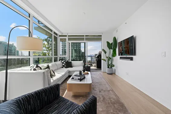 404 177 West 3rd Street, North Vancouver For Sale - image 7