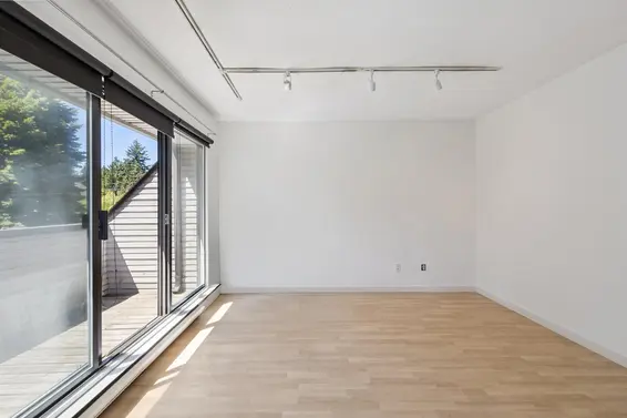 2024 Chesterfield Avenue, North Vancouver For Sale - image 26