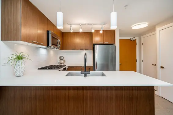 208 1330 Marine Drive, North Vancouver For Sale - image 12