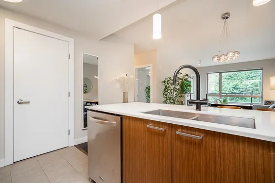 208 1330 Marine Drive, North Vancouver For Sale - image 14