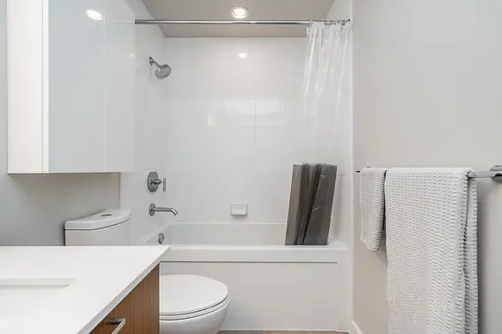 208 1330 Marine Drive, North Vancouver For Sale - image 19