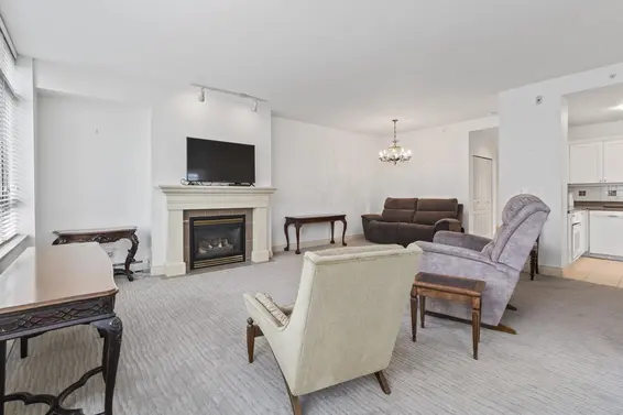 205 1896 Marine Drive, West Vancouver For Sale - image 3