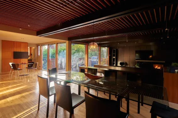 945 15th Street, West Vancouver For Sale - image 16
