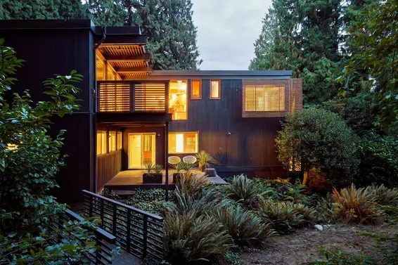 945 15th Street, West Vancouver For Sale - image 40