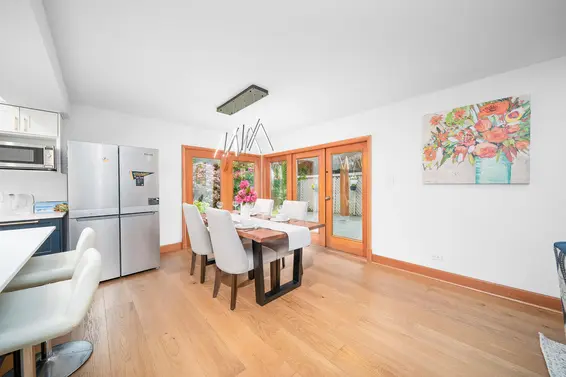 4096 Sunset Boulevard, North Vancouver For Sale - image 8