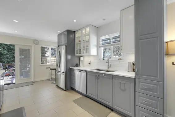 3523 Allan Road, North Vancouver For Sale - image 8