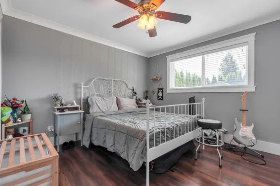 169 East Carisbrooke Road, North Vancouver For Sale - image 36