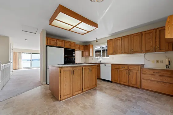 2324 Marine Drive, West Vancouver For Sale - image 23