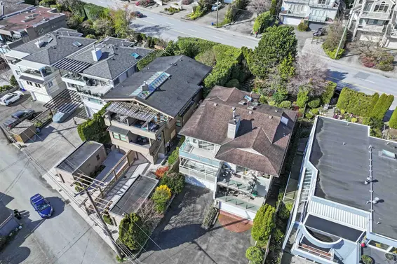 2324 Marine Drive, West Vancouver For Sale - image 29