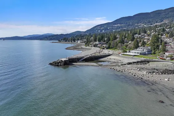 2324 Marine Drive, West Vancouver For Sale - image 9